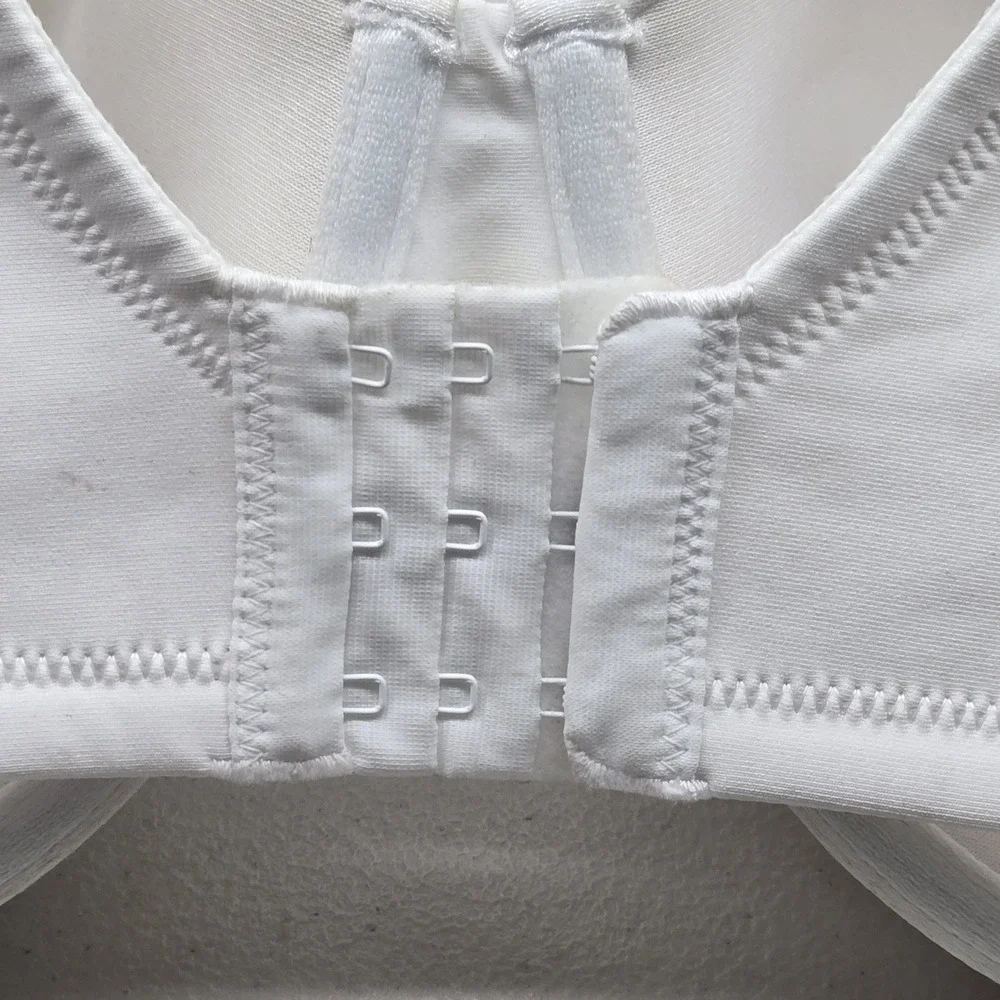 Vanity Fair Women Bra 42DDD White T Shirt Underwired Lace Strap